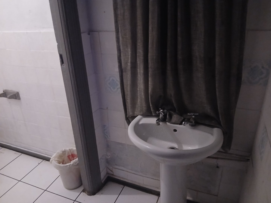  Bedroom Property for Sale in Quigney Eastern Cape